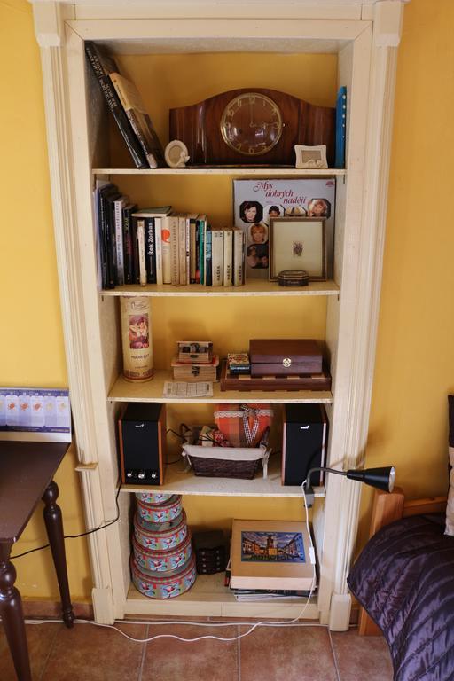 Apartman Na Zlatom Dvore Banská Štiavnica Szoba fotó